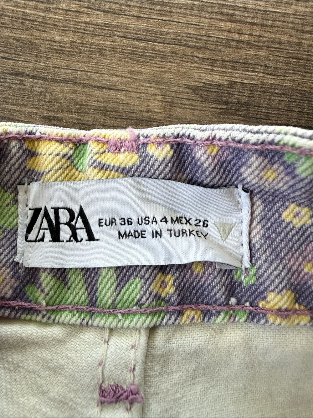 Zara Floral Denim Shorts - Picture 3 of 4